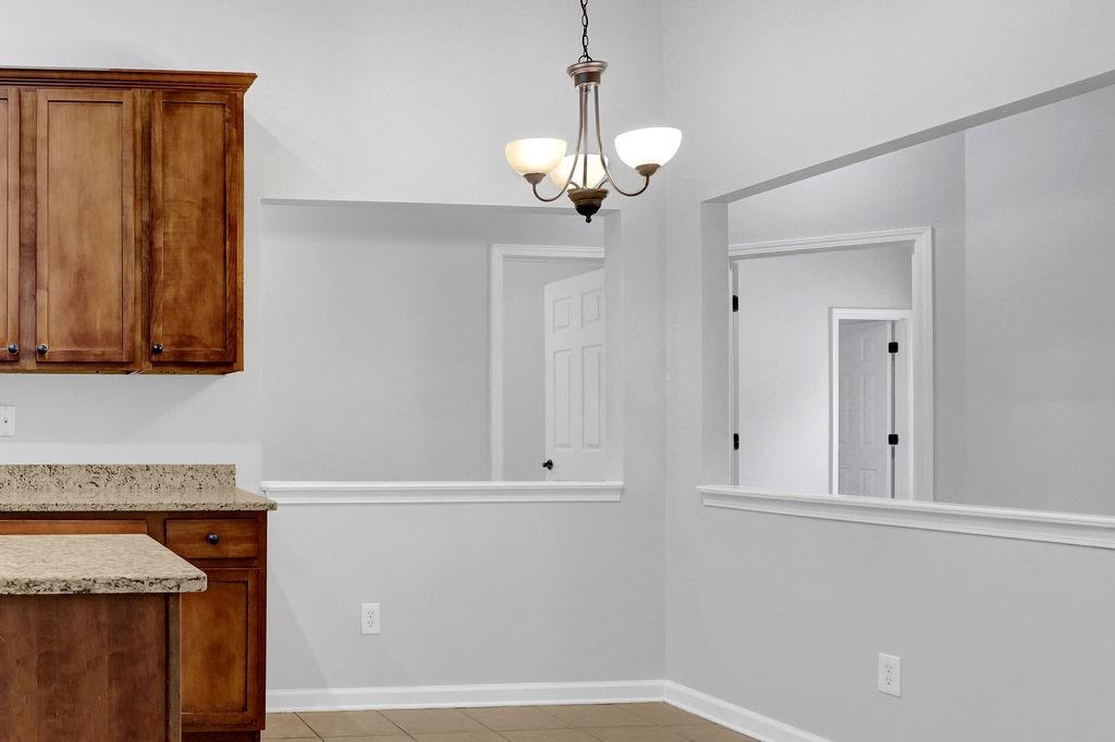 3513 Newtons Crest Circle, Snellville, Georgia image 30