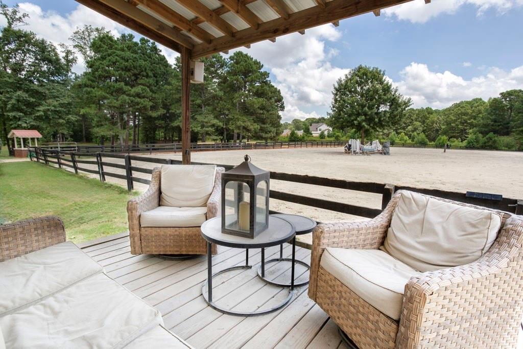 3055B Spring Hill Drive