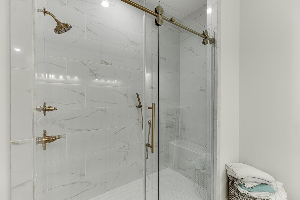 4964 Brendlynn Drive, Suwanee, Georgia image 45