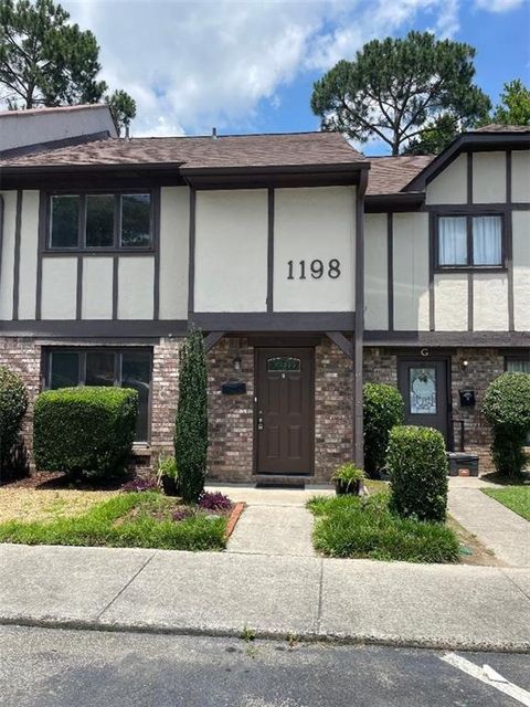 Condo For Sale - 1198 Ashborough Terrace #F<br/> Marietta, GA 30067