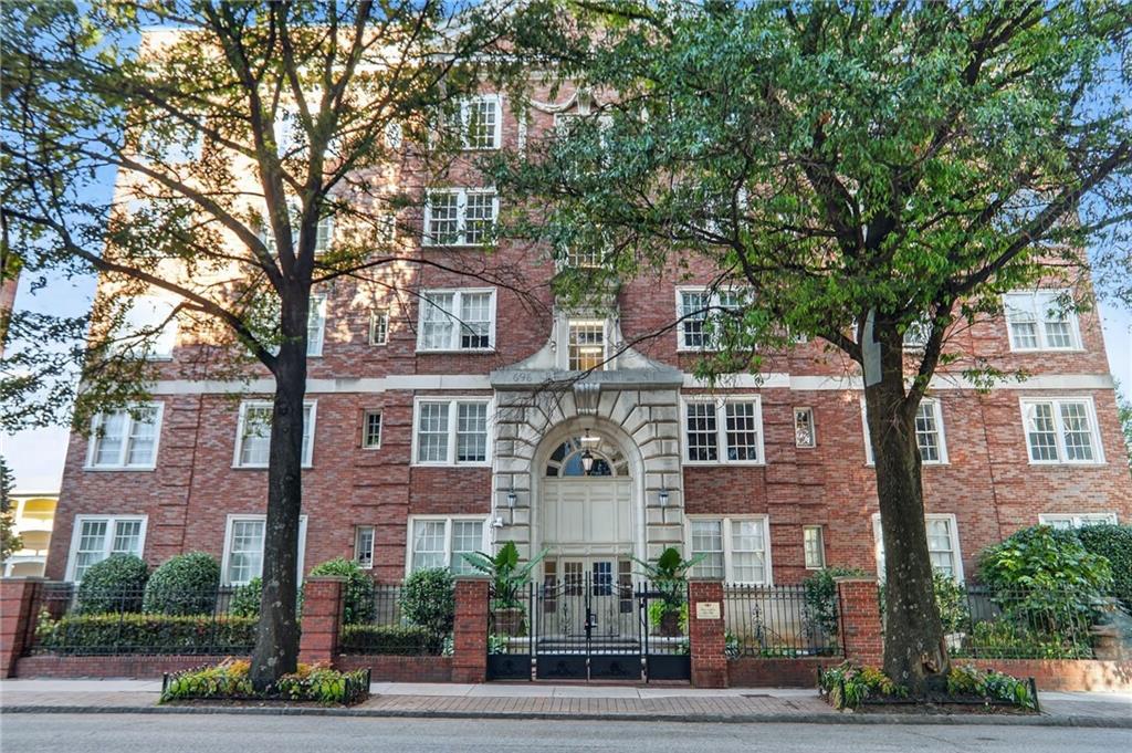 800 Peachtree Street NE 402