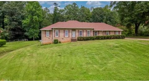 1643 Colonial South Drive SW Conyers GA 30094