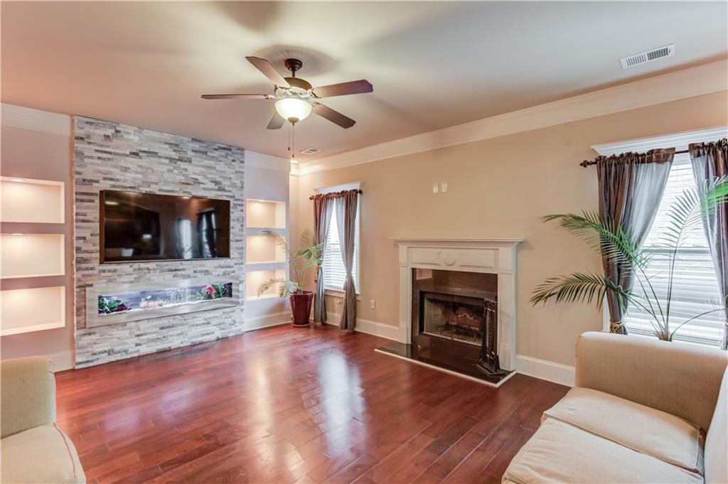 341 Chandler Bluff Court