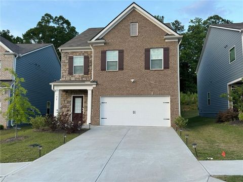 A home in Fairburn