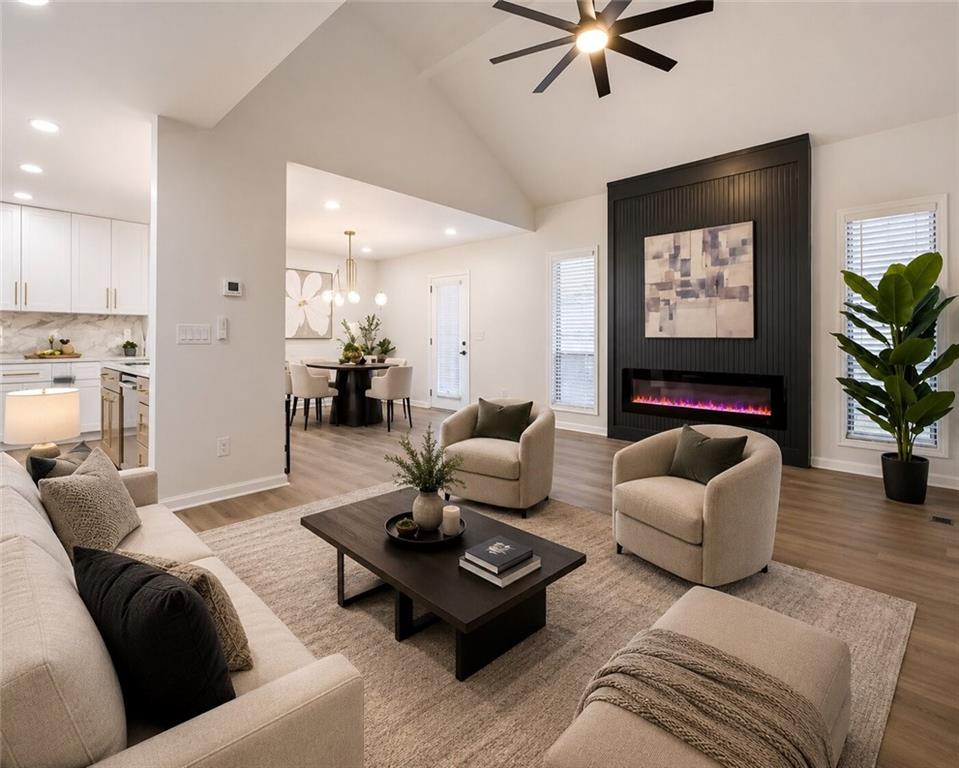 1124 Creatwood Place SE