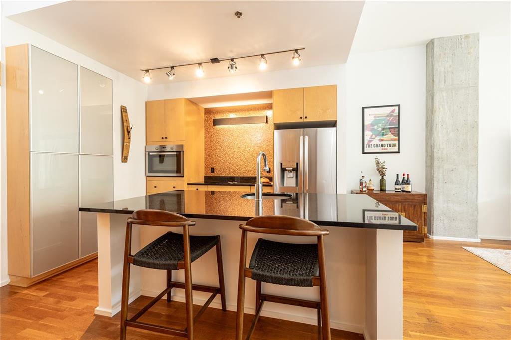 130 Arizona Avenue NE 204