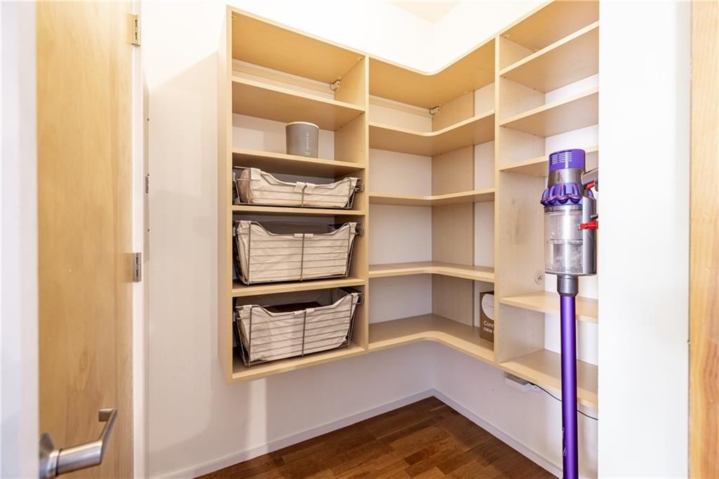 130 Arizona Avenue NE 204