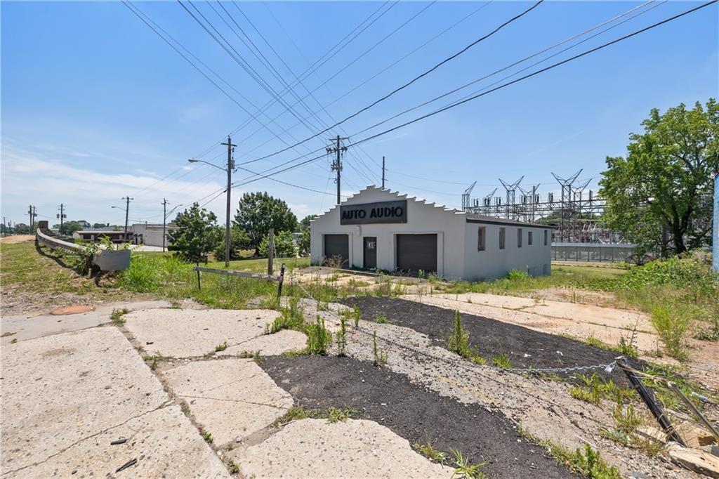 1200 Central Avenue