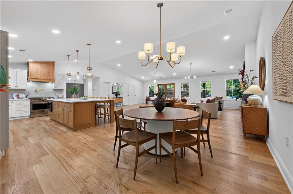 6835 Castleton Drive