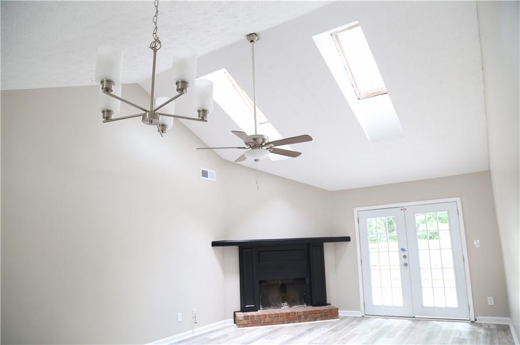 OLD FARM PLACE - Residential Lease