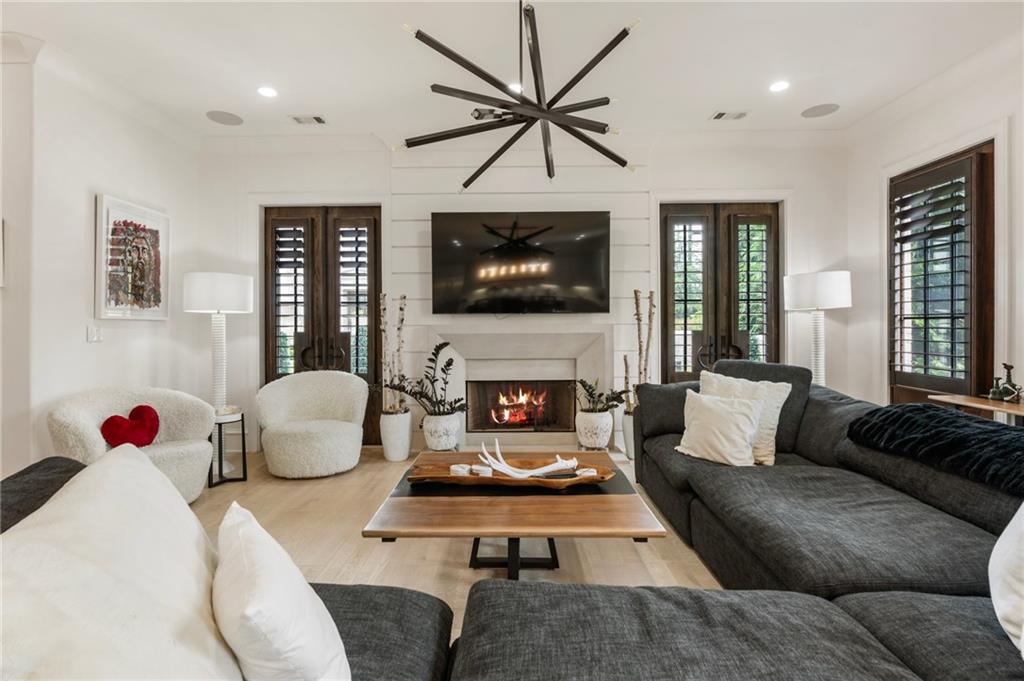 132 Grand Crescent
