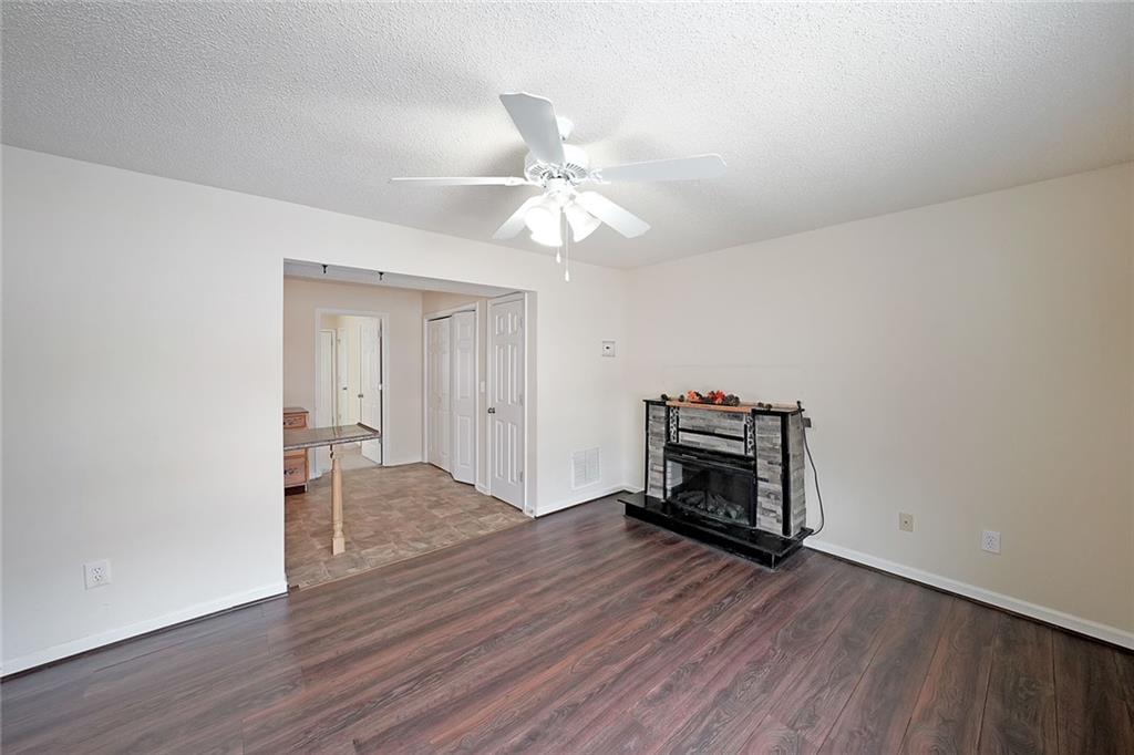 43 Middlebrook Drive, Cartersville, Georgia image 6