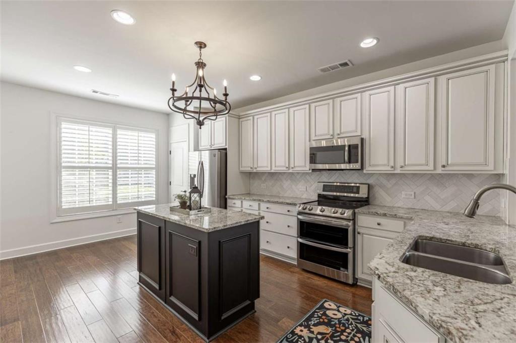 3522 Blue Cypress Cove