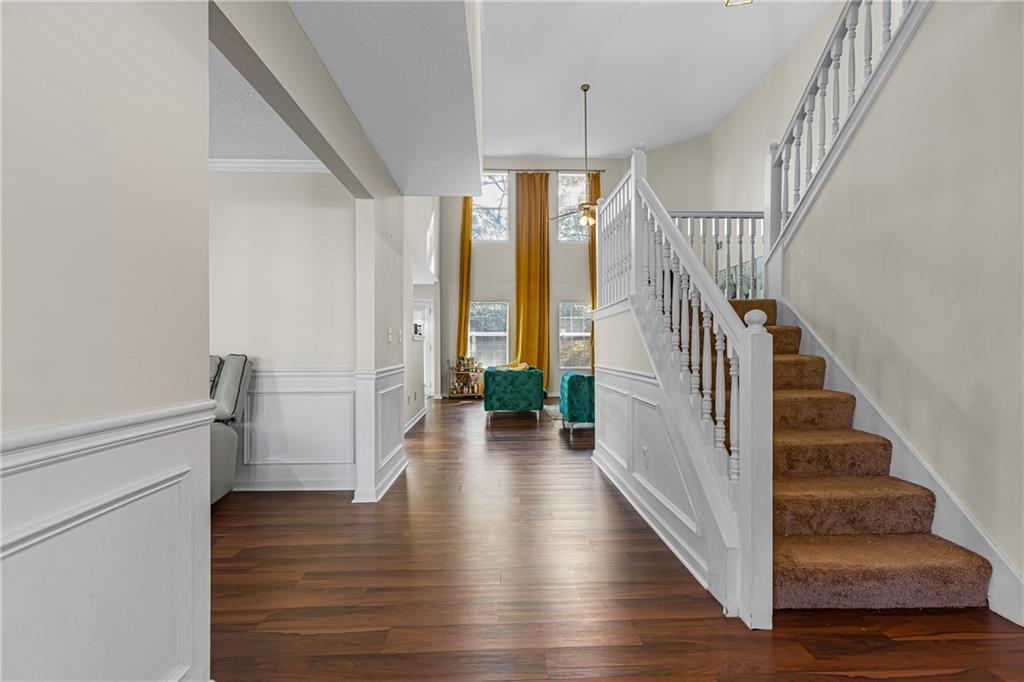 Vintage Pointe - Residential