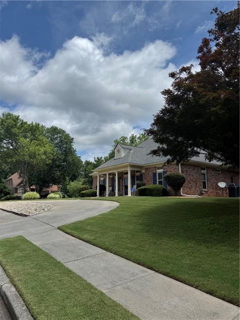 601 Redwood Lane Canton GA 30114