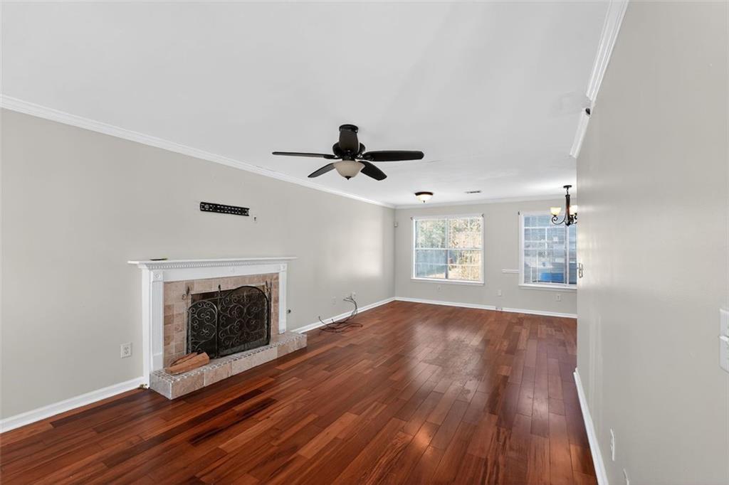 353 JODECO STATION Circle E