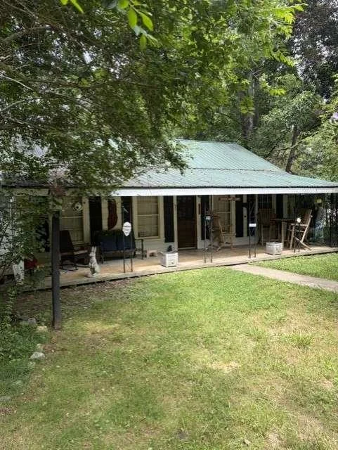 20 S. Scruggs St. St, Mountain City, GA, 30562