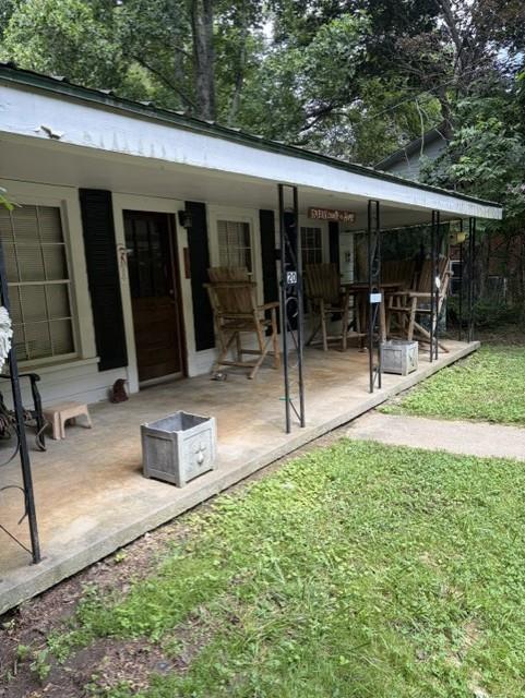 20 S Scruggs Street