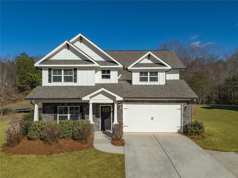 Homes For Sale - 52 Morgan Lane<br/> Dawsonville, GA 30534