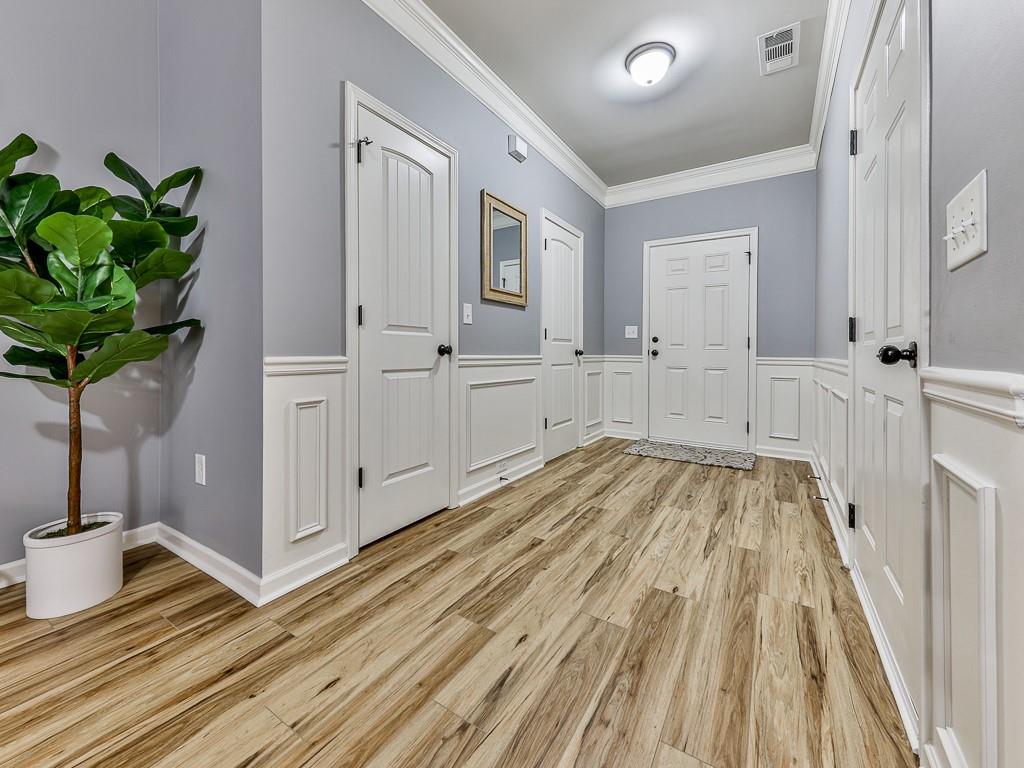 577 Oakside Place