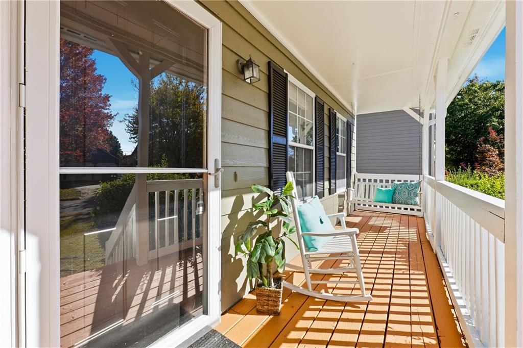 1614 Vinebrook Terrace NW