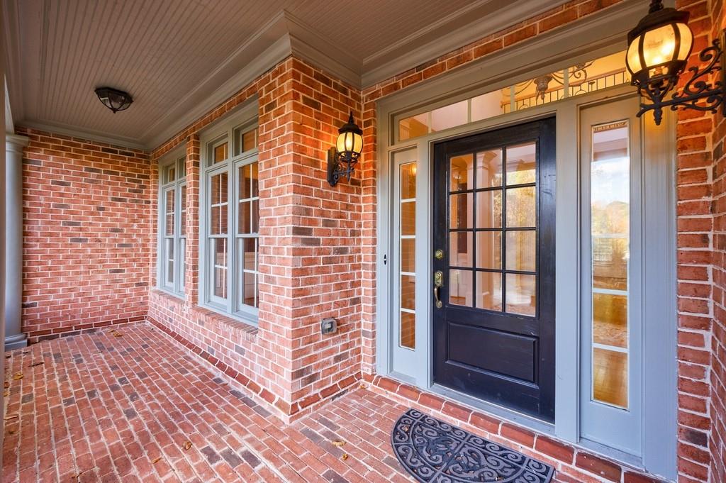 2883 Thurleston Lane