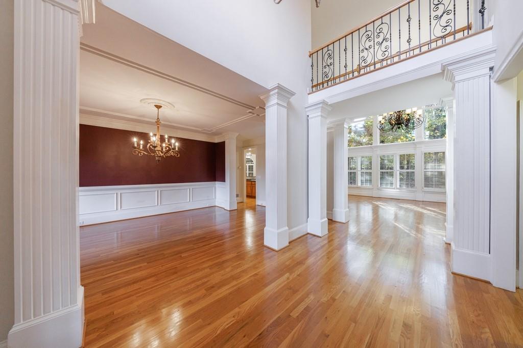 2883 Thurleston Lane