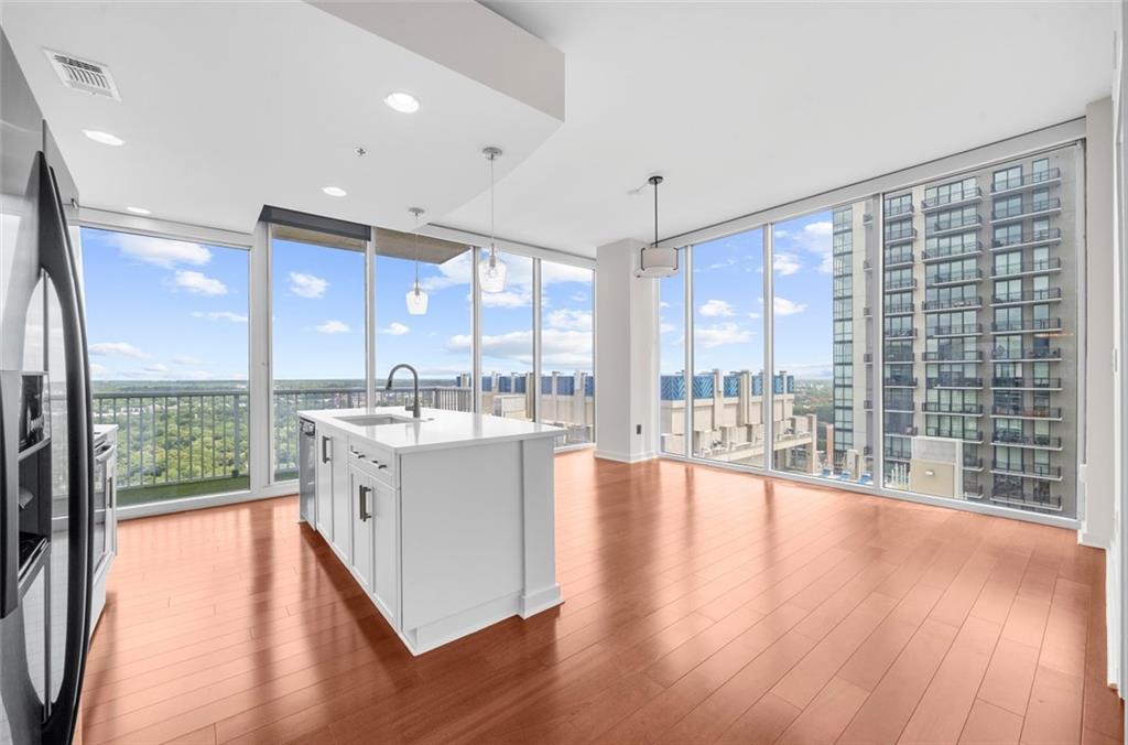 855 Peachtree Street NE 2513