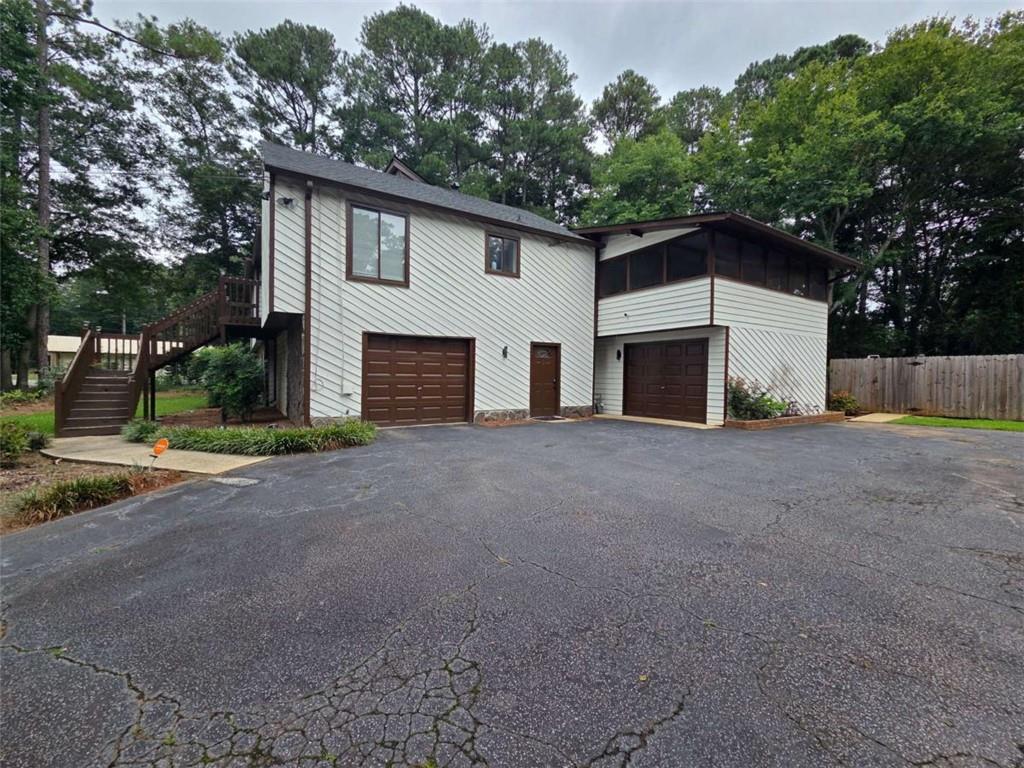 610 S Hairston Road S