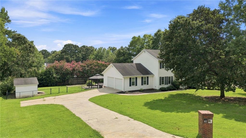 16 Wood Forest Drive SW