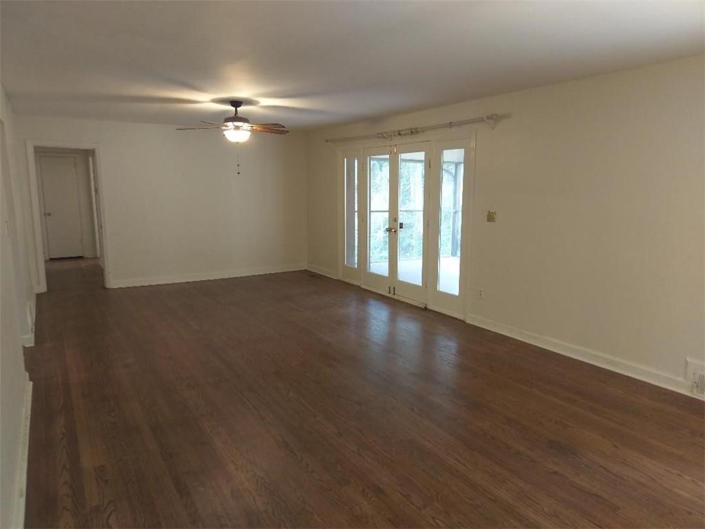 1776 Rosalind Drive NE