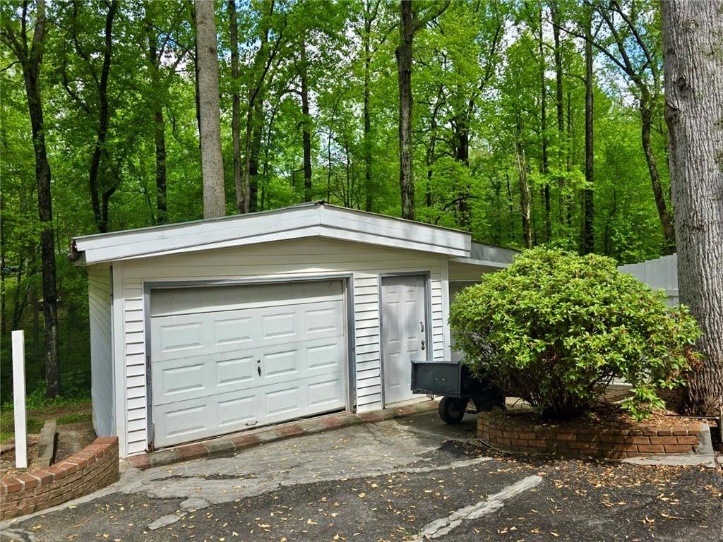 1720 Valley Lane, Cumming, Georgia image 12