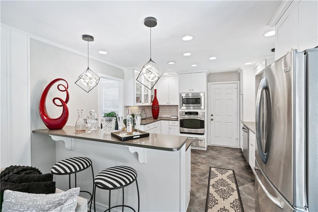 1151 BROMLEY Road