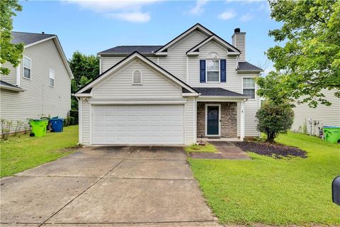 Homes For Sale - 1215 Matt Moore Court<br/> Lithia Springs, GA 30122