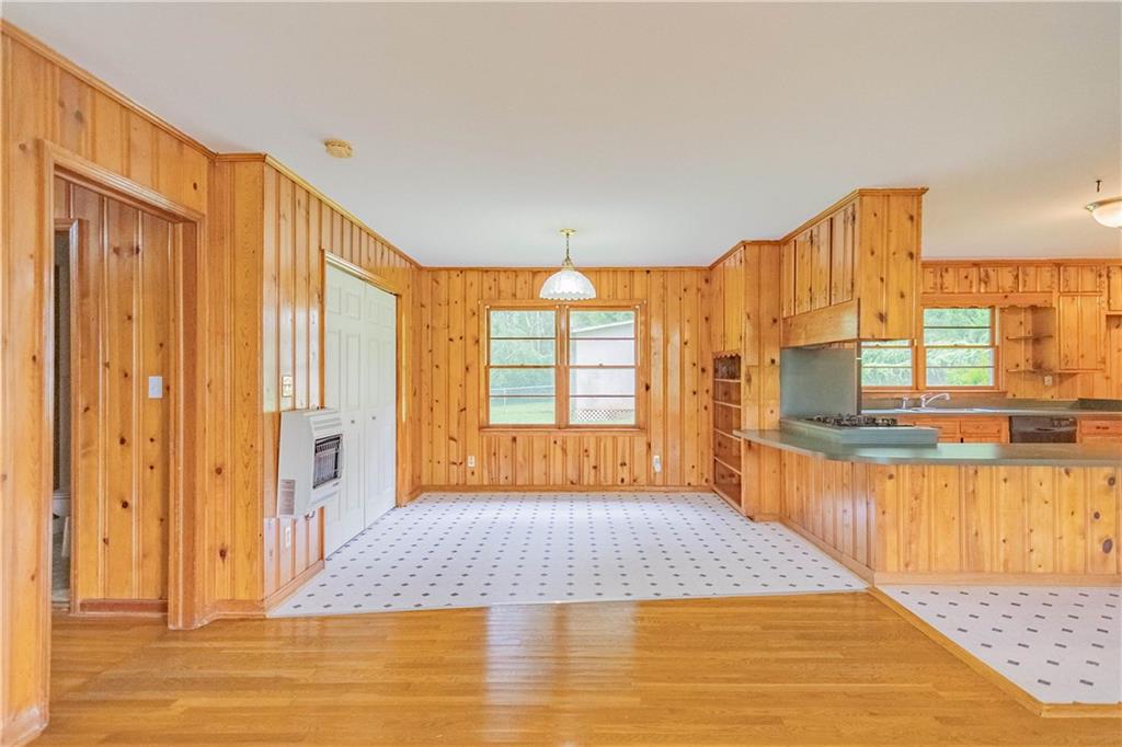 7231 Cave Springs Road