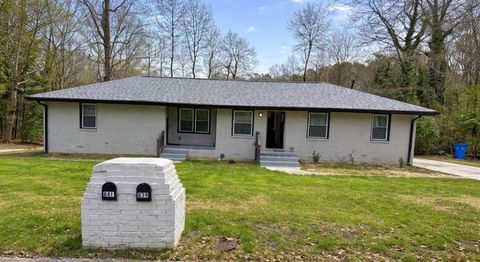 Homes For Sale - 839 Commodore Drive<br/> Atlanta, GA 30318