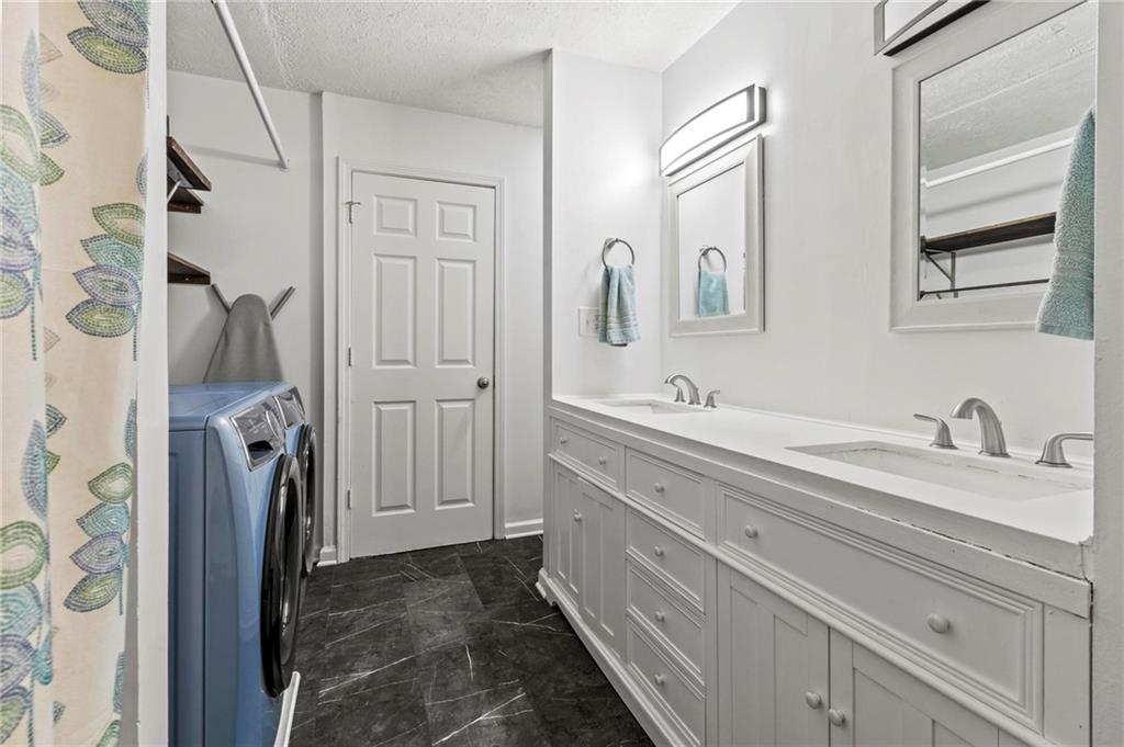 Eagle Creek Shores - Residential