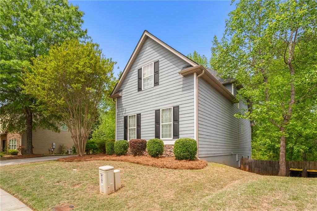255 Village Park Drive, Newnan, Georgia image 2