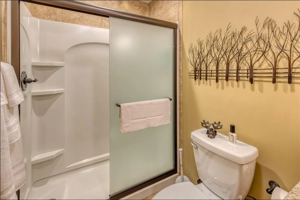 Ellijay, Georgia 30540, United States, 4 Bedrooms Bedrooms, ,3 BathroomsBathrooms,Residential,Active,41248