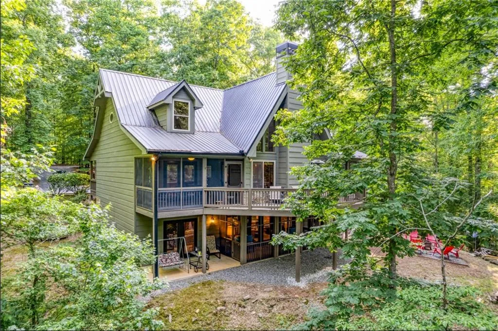 Ellijay, Georgia 30540, United States, 4 Bedrooms Bedrooms, ,3 BathroomsBathrooms,Residential,Active,41248