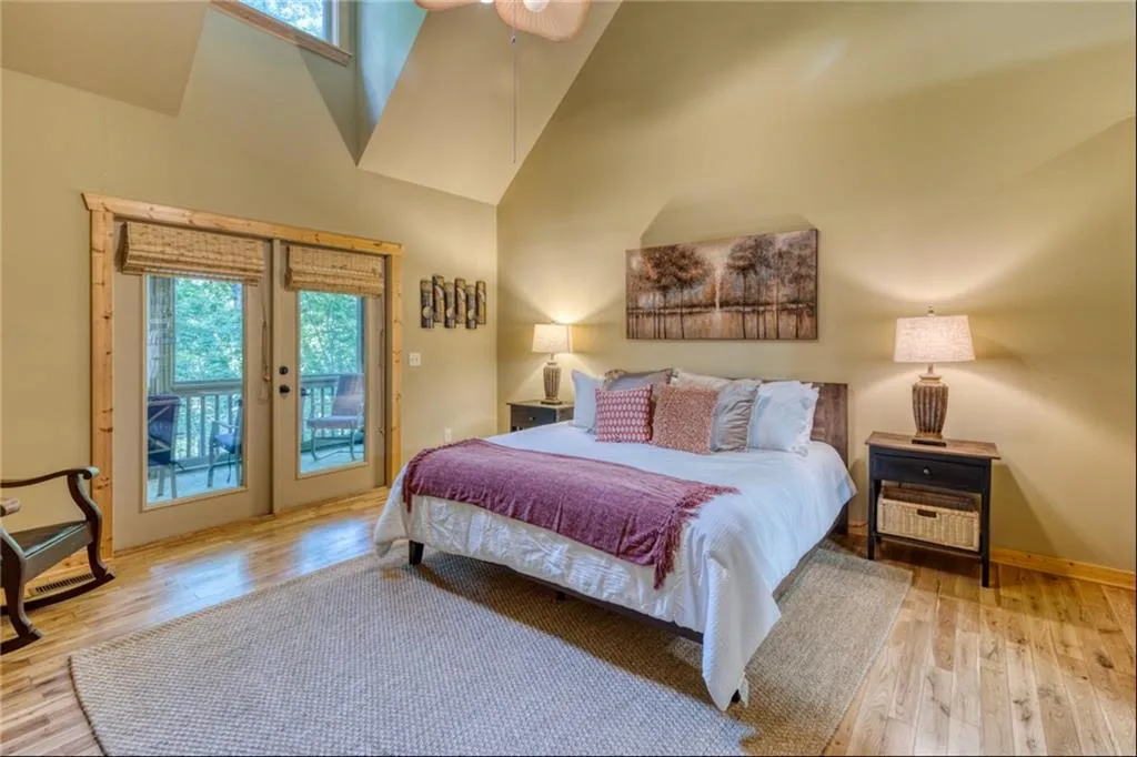 Ellijay, Georgia 30540, United States, 4 Bedrooms Bedrooms, ,3 BathroomsBathrooms,Residential,Active,41248