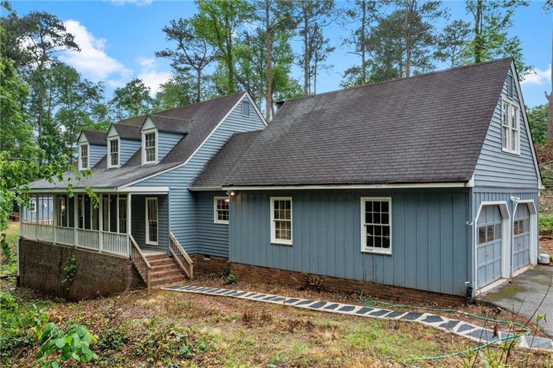 61 Sherwood Lane SE