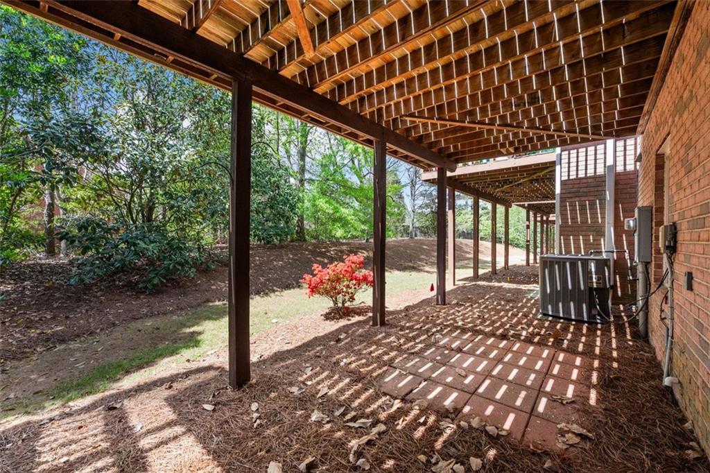 1299 Dunwoody Cove, Atlanta, Georgia image 33