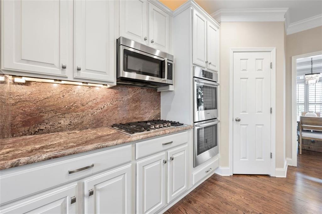1299 Dunwoody Cove, Atlanta, Georgia image 13