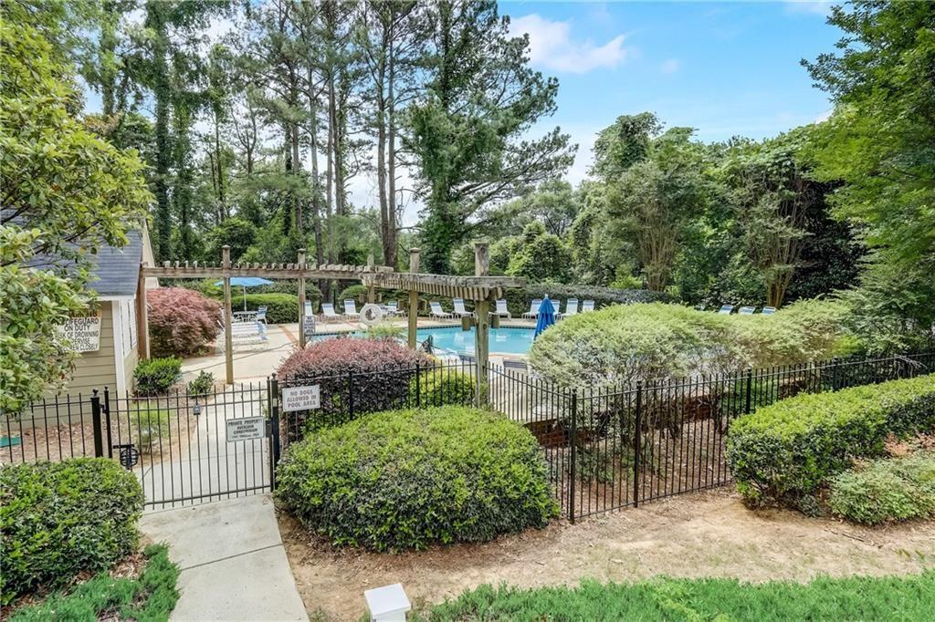 Overlook - Residential Lease