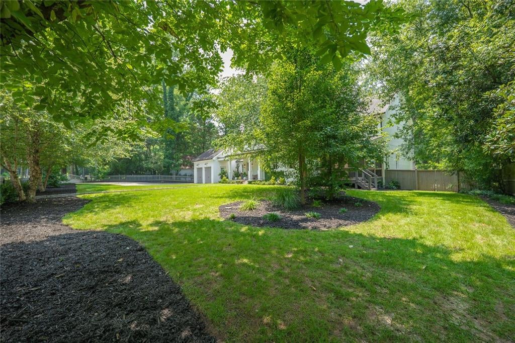 3882 Wieuca Road NE
