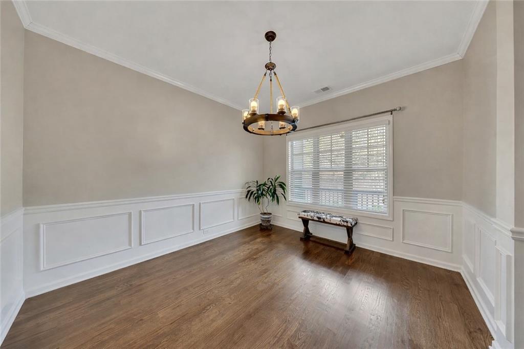 5016 Maplecliff Drive