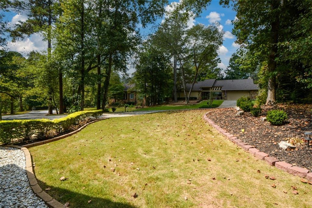 1942 Hunters Bend Court