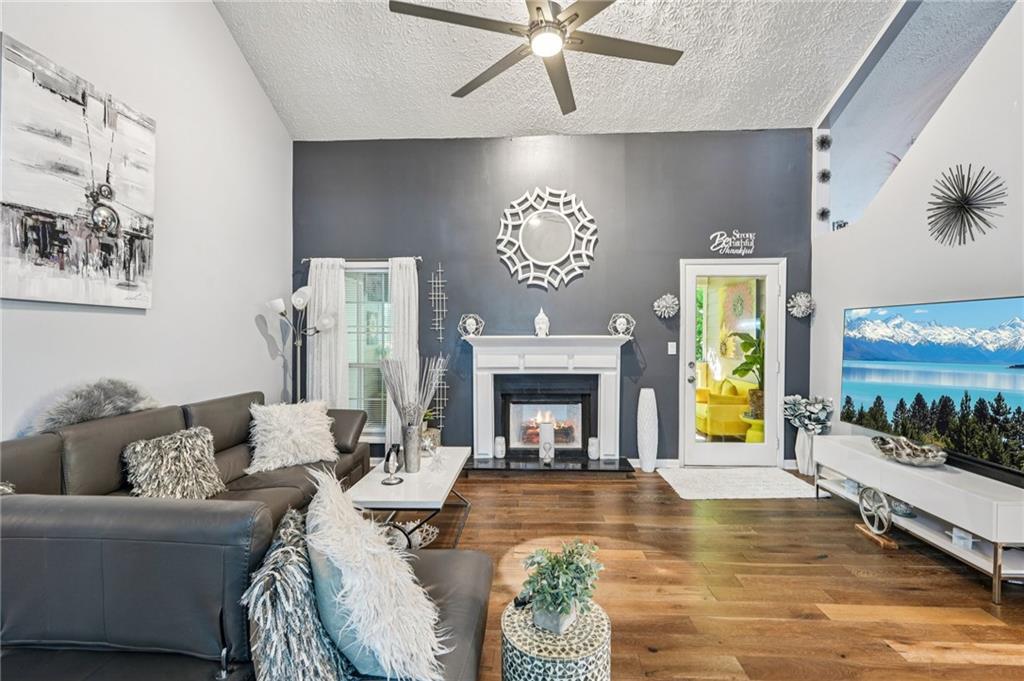 4467 Pineridge Circle