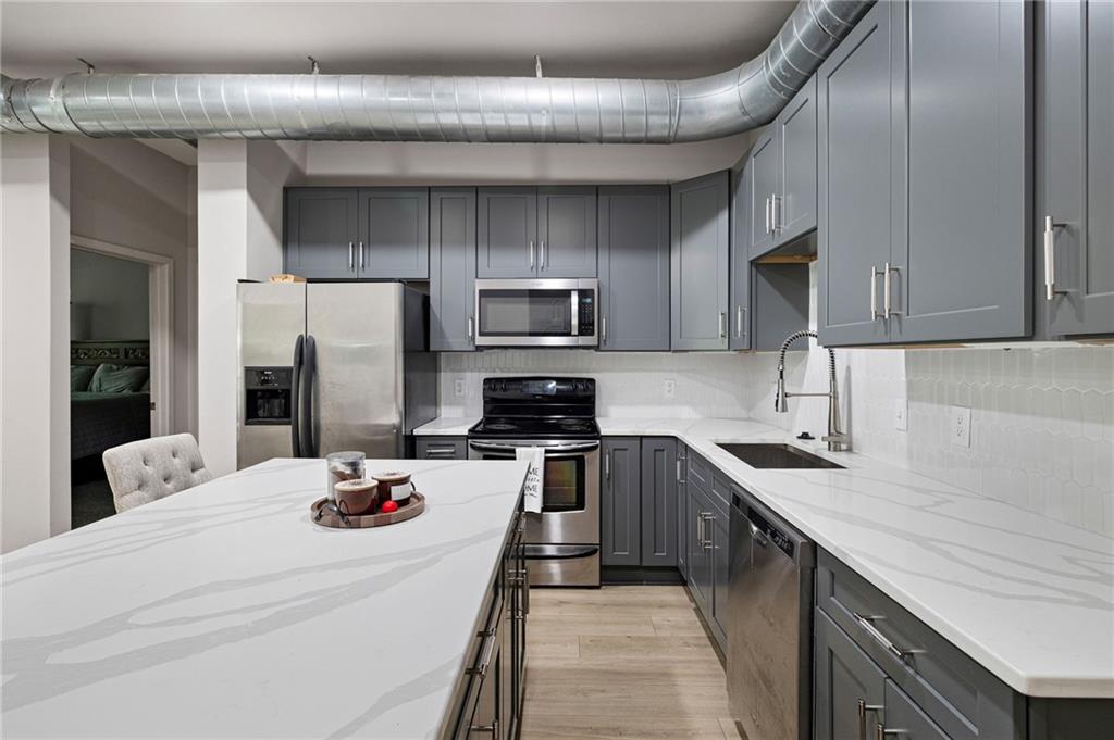 5300 Peachtree Road 2104